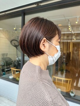 オフ(off) 丸みのあるショートボブ