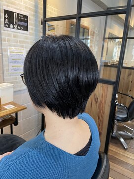 リスタ アンド リアン バイ リスタ(rista & RIAN by rista) ショートボブ