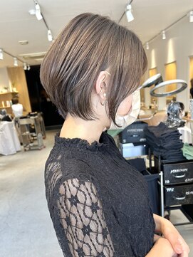 トリート 新浦安店(TREAT) 大人ショートボブ×アッシュベージュ