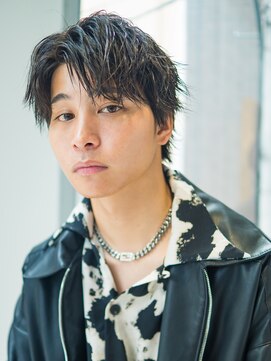 レーヴ(Reve) ナチュラルスパイラルパーマ サイドパート アップバング