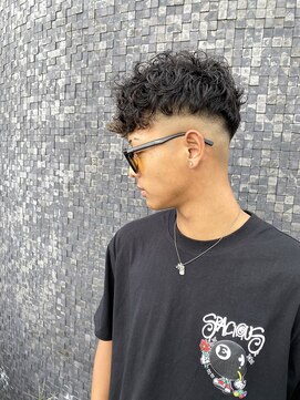 アウラ 小矢部店(AULA) スキンフェードショート