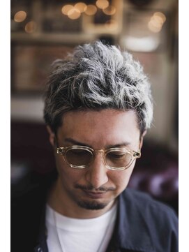 バーバー アカイ(BARBER Akai) ホワイトメッシュ 刈り上げないアップバンク