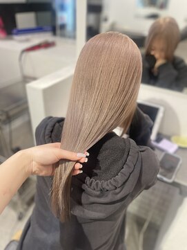カラ ヘアーサロン(Kala Hair Salon) ミルクティーベージュ