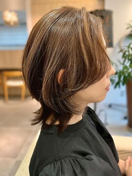 フリップビーアヴェダ(FLIP B AVEDA) 本八幡×市川×レイヤー×くびれシルエット