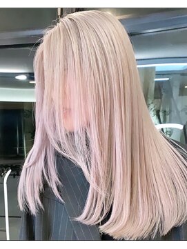 テラ 仙台(Tera) ホワイトカラー ペールベージュ ホワイトベージュ