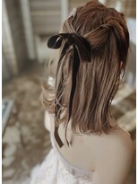 リア(LIAH) アレンジハーフアップ