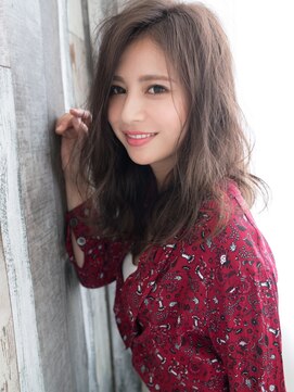 ヘアールーム ラウレア(hair room Laule'a) ☆大人っぽいのにピュア☆落ち感ルーズなニュアンスセミロング
