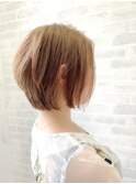 ショートボブ＋ミルクティーベージュ