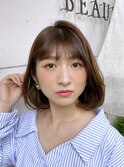 上品な大人の内巻きワンカール×前下がりボブ