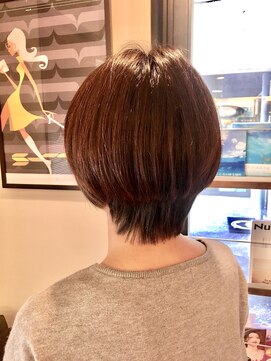 クレエ(creer) 小顔くびれショート♪