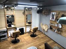 デジマヘアーマーケット(Dejima Hair Market)の雰囲気（ドライフラワーで飾りつけされたプライベート空間☆）