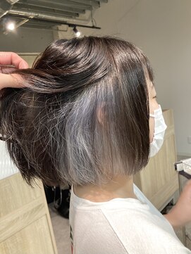 コワファーストナガサキシャンプーボーイ(COIFF1RST NAGASAKI SHAMPOO BOY) インナーホワイトシルバー