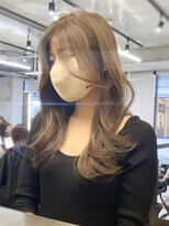 ウェイズトウキョウ 新宿店(Ways TOKYO)&nbsp;シークレットハイライトでつくる くすみベージュ