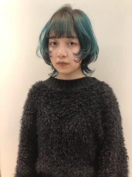 インビテーション 名古屋(invitation) ショートウルフ、グリーンカラー