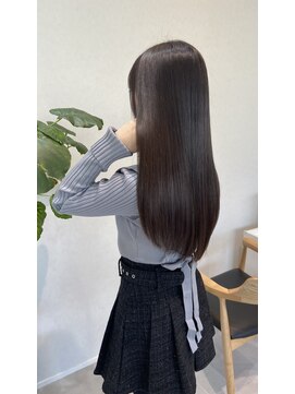 エミュスト(Emuest) 髪質改善トリートメント