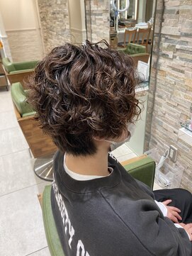 コム(com by neolive) ショートパーマ