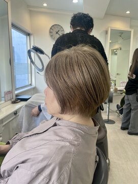 リブレ(LIBRE+hp) 白髪ぼかしカラー