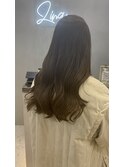 オリーブベージュ