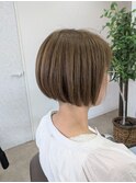 前下がりボブ