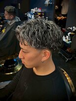 キングスマントーキョー 立川北口店(KINGSMAN TOKYO)&nbsp;アップバング / ツーブロック / スキンフェード 【立川】