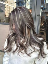 トゥイン 八王子(TWIN)&nbsp;ハイライトデザインカラーフェイスフレーミングレイヤーカット