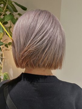 ケリーアン 太田(kelly.un) グレージュカラー/ホワイティーカラー/エンドカラー