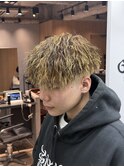 極細ハイライト×縦落ちツイストパーマ