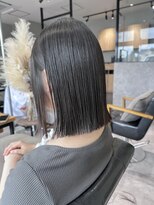 ルアナ(Luana) 【切りっぱなしボブ*ミディアム】