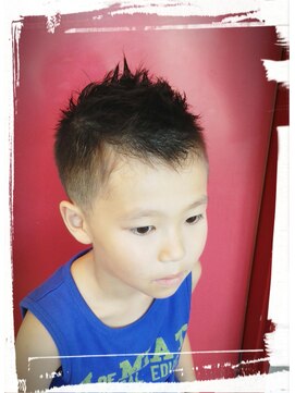 ヘアーデザイン アブー(hair design A BOO) 2015・ソフトモヒカン＊kidsバージョン＊