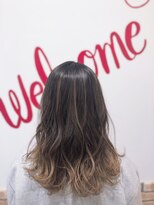 ルーツ(Root)&nbsp;美髪　コントラストベージュバレイヤージュ