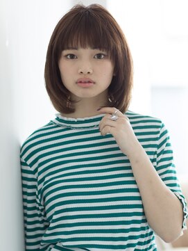 ティファ 銀座(Tiffa) マッシュオン眉厚めバング簡単スタイリング内巻きミディアム