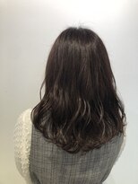 アドラーブル はなみずき店(adorable)&nbsp;大人可愛いデジタルパーマ抜け感アッシュベージュ