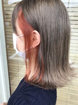 アルトヘアー(ALT hair) さりげなくピンク　外ハネボブ