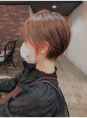 大人可愛い20代30代40代小顔ワンサイドショートボブ丸み前下がり