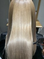 クラッチムク 博多口(CLUTCH muk.)&nbsp;大人可愛い小顔美髪ストレートロングツヤ髪艶感髪質改善 A5