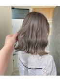 【梅田】ブリーチ1回のミルクティーグレージュ