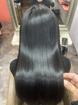 エヌトゥーナ 表参道(Ntuna) 極上艶髪ストレート