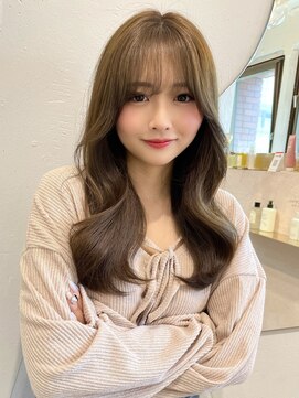 ルームバイシー 新宿(Loom. by Sea) 韓国風前髪/シルキーベージュ/グレージュカラー/斜めバング