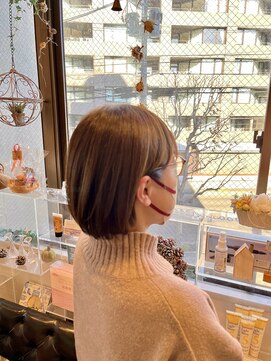 イト リトルヘアガーデン(ito. little hair garden) 耳かけショートボブ