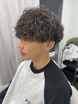 ネオン(neon) 波巻きパーマ