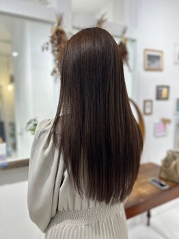 ウッキースタイル 学芸大学(UKKEY STYLE)の写真/うねりやパサつきとおさらば！心地よい手触りと美髪へ♪自然なストレートで美髪を手に入れましょう☆