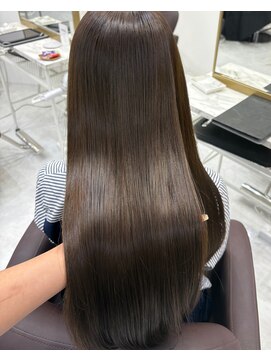 アイズ 横浜(IS) 【nanami】オリーブベージュ