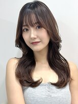 ワンズ リー 上大岡店(One's ly)&nbsp;ハイライトカラミルクティーベージュケアブリーチレイヤーカット