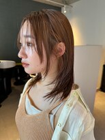 アム(amu)&nbsp;レイヤーカット/くびれヘア/顔まわりカット/オレンジベージュ