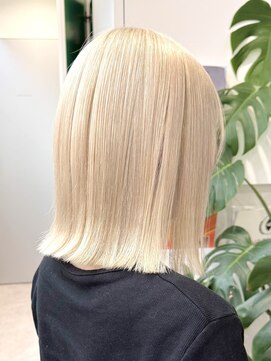 サンクプロジェクト(cinq PROJECT) 原宿韓国顔まわりミルクティーベージュホワイトブロンド