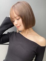 トルネード(TORNADO)&nbsp;面長切りっぱなしボブ ベージュカラー M20251127