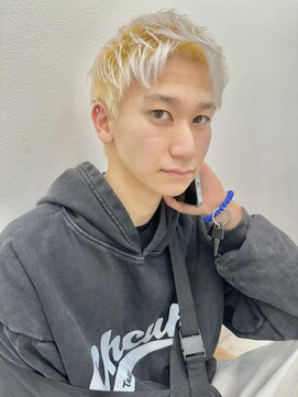 ロミーオム 本厚木(ROMMY. Homme) 刈り上げツーブロックハイトーンメンズヘア