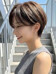 大人ショートボブ/ひし形ショート/小顔ショート/前髪あり