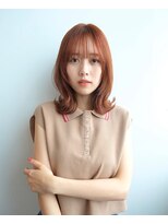 トリッカ シブヤ(TRICCA SHIBUYA)&nbsp;ミディアムレイヤー/外ハネミディ/オレンジベージュカラー