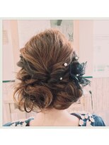 メルア(Merua)&nbsp;アシンメトリーヘアセット